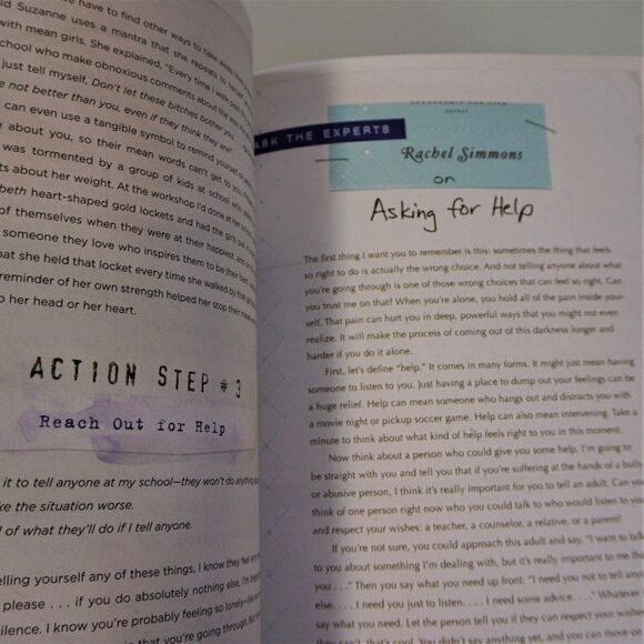 Ask Elizabeth : Real Answers to Everything You Secretly Wanted to Ask 2011 PB - Picture 9 of 9